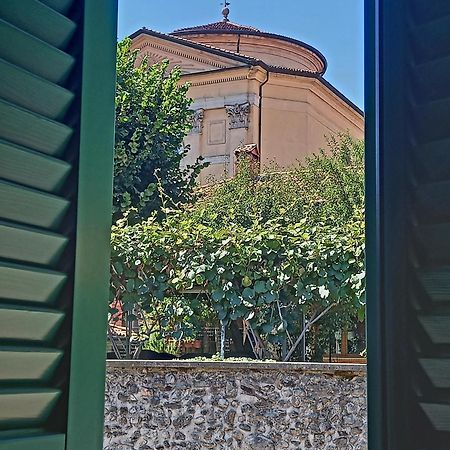Carlito'S Trattoria Con Alloggio Vertemate Ruang foto